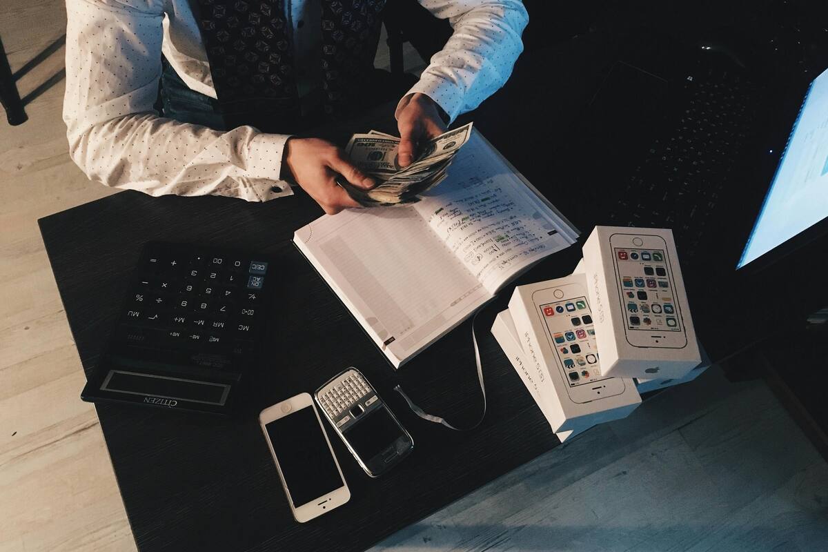 ¿Sabías que personas más inteligentes suelen ser solitarias? Estudio revela las razones