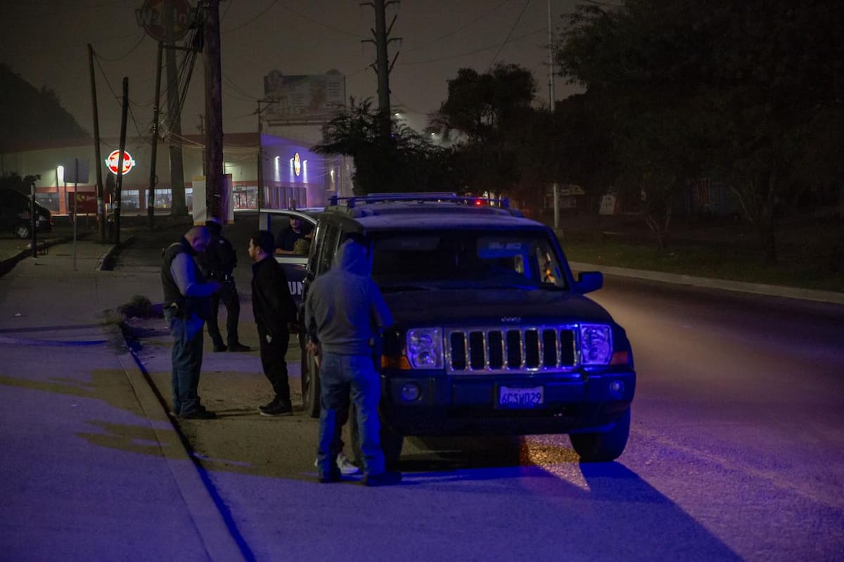 El arma utilizada fue localizada en el estacionamiento tras la huida de los agresores. Foto: Border Zoom