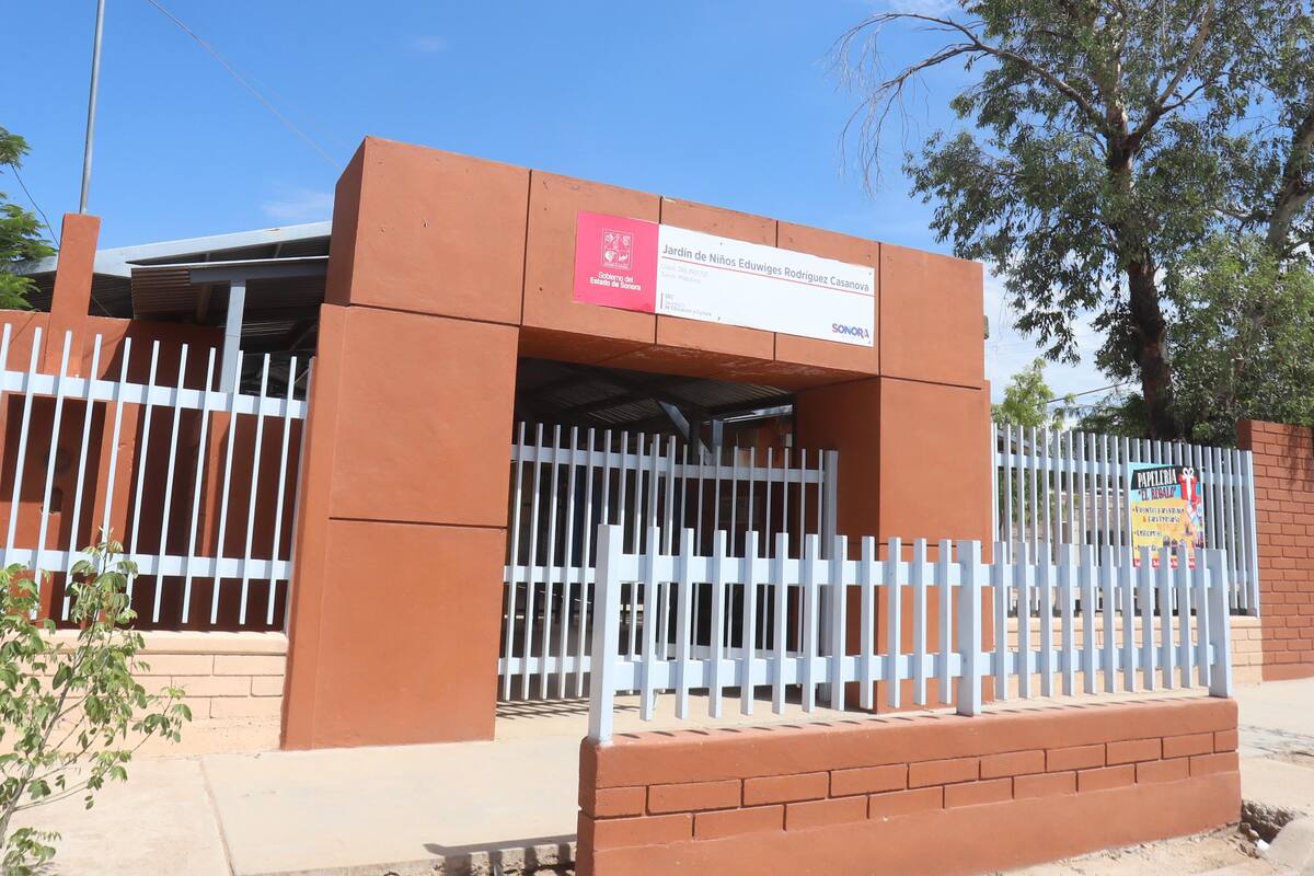 Desabasto de agua descompone cisterna y deja sin clases a niños