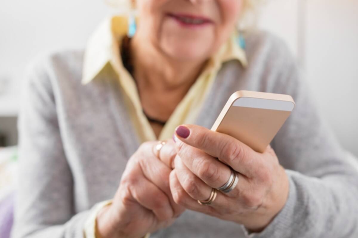 Inician llamadas a 190 mil adultos mayores de Sonora para vacunación