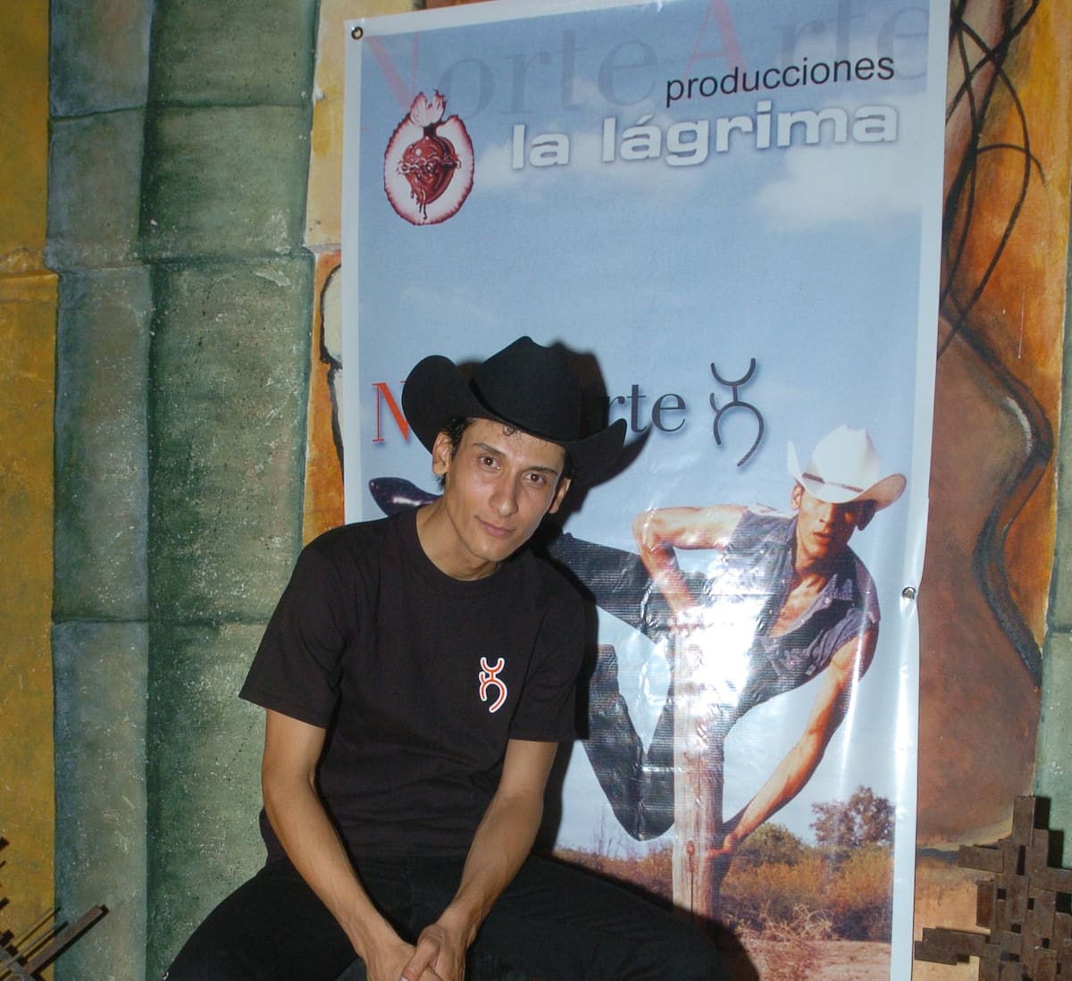 El artista el día del estreno de "NorteArte", en 2004.