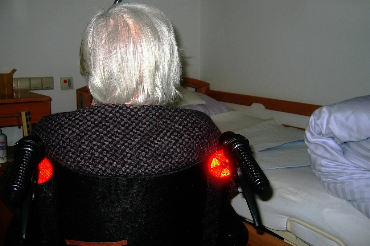 En personas con Alzheimer, Covid-19 puede iniciar con síntomas siquiátricos