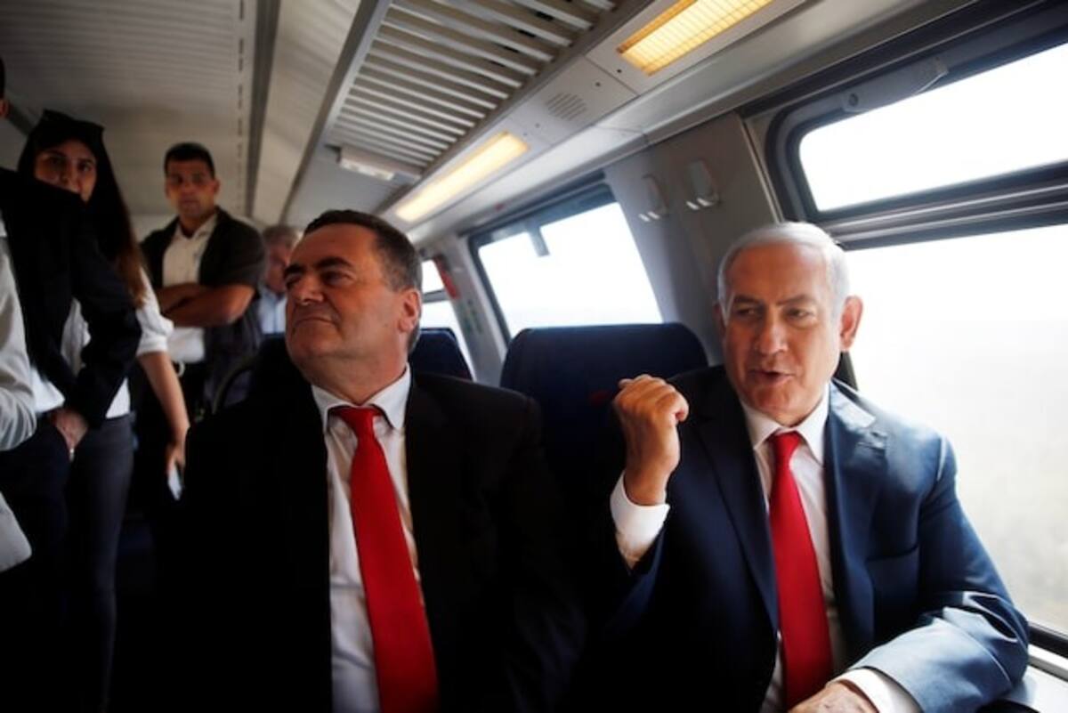 El primer ministro de Israel, Benjamin Netanyahu, junto al ministro de Transporte e Inteligencia, Yisrael Katz. | Crédito: Reuters