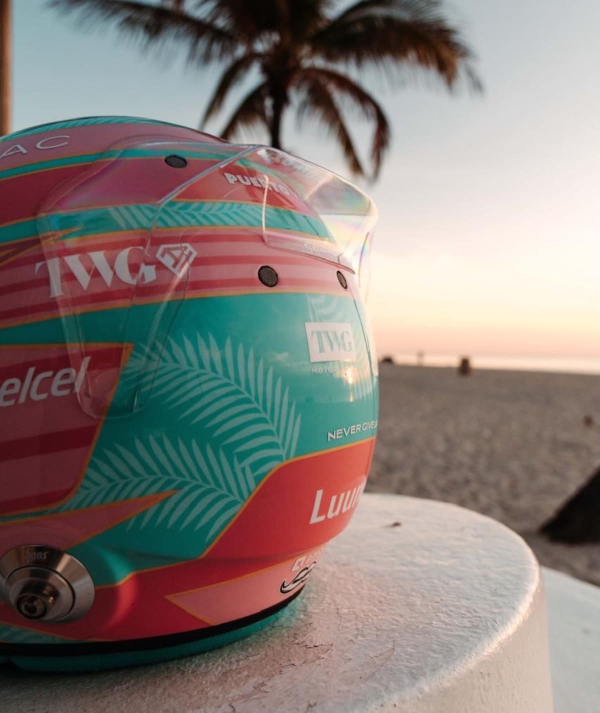 (Foto: @schecoperez)