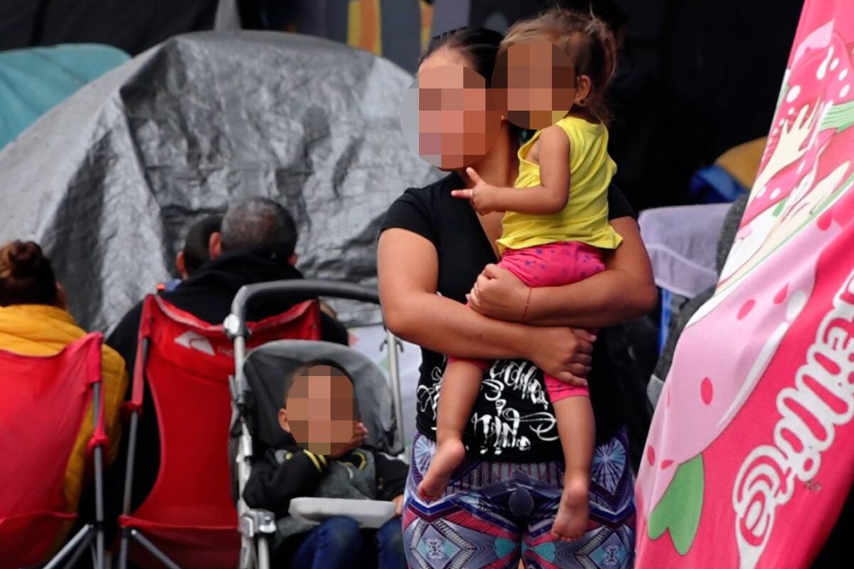 Invade incertidumbre a las familias del campamento migrante