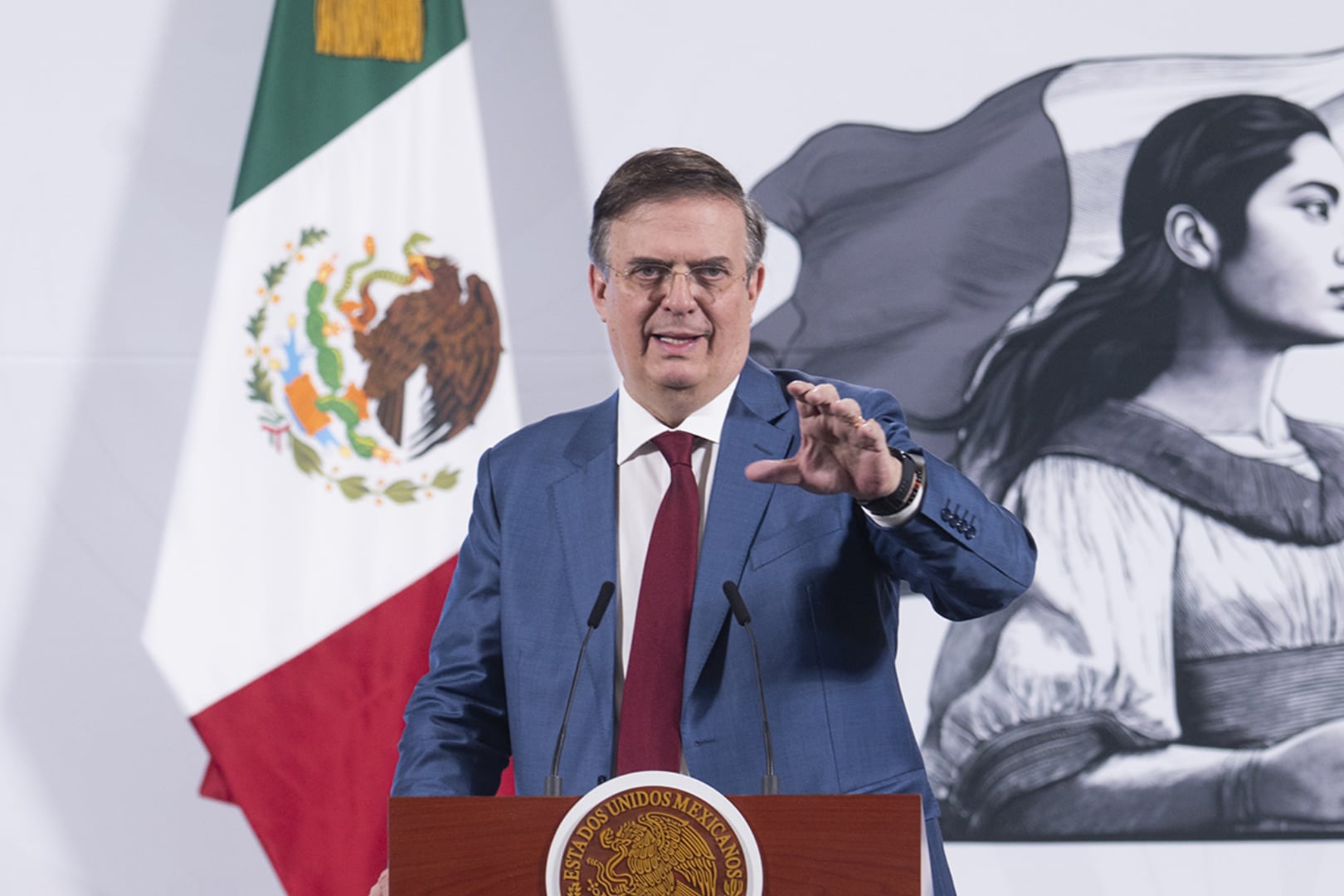 Marcelo Ebrard, exsecretario de Relaciones Exteriores, confirmó que su hijo vivió seis meses en la embajada de México en Londres entre 2021 y 2022. Foto: Archivo