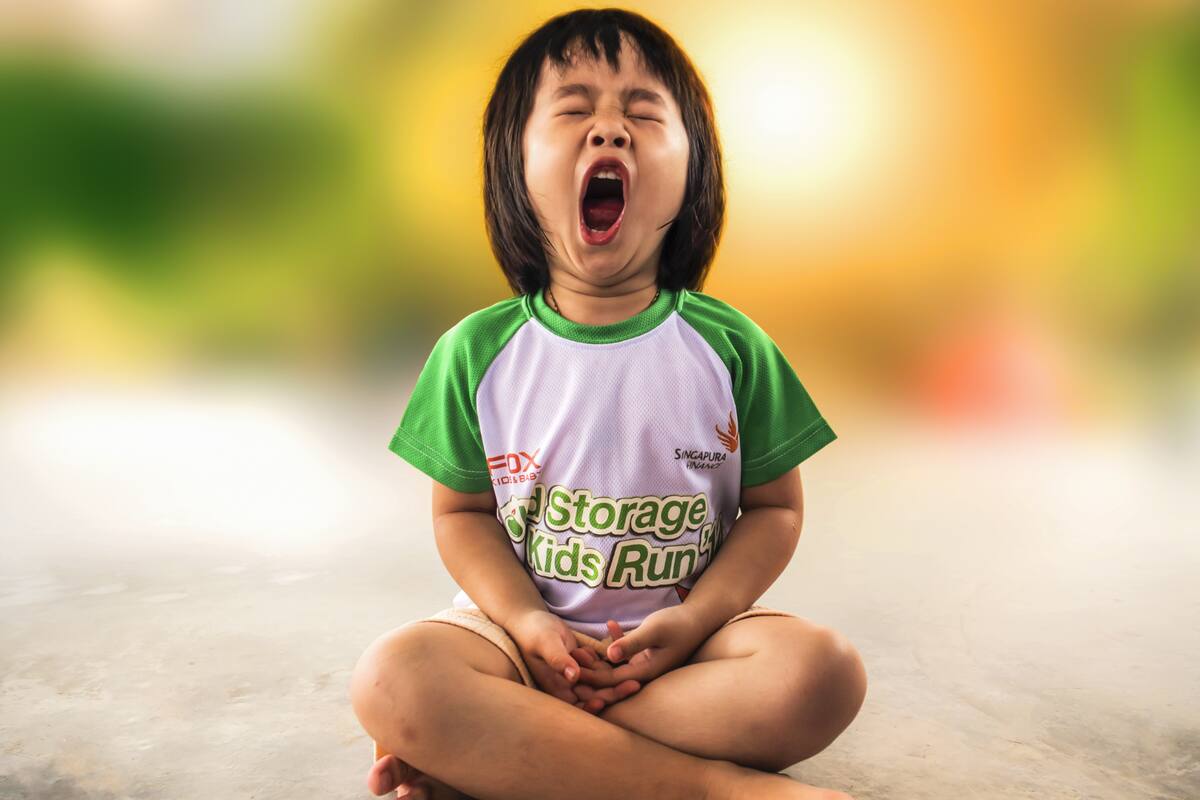 Bostezar podría ser más peligroso de lo que crees, advierten los expertos