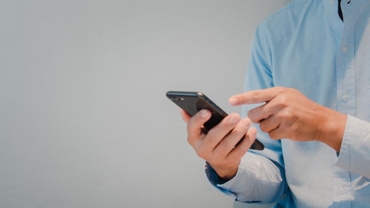 Los mensajes de texto pueden reducir el riesgo cardiovascular en adultos con psoriasis, revela estudio