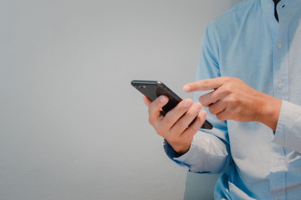 Los mensajes de texto pueden reducir el riesgo cardiovascular en adultos con psoriasis, revela estudio