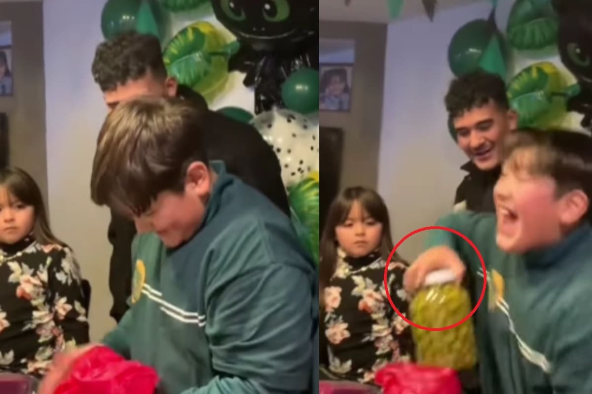 Niño se vuelve viral por recibir un frasco de aceitunas en su cumpleaños y emocionarse.
