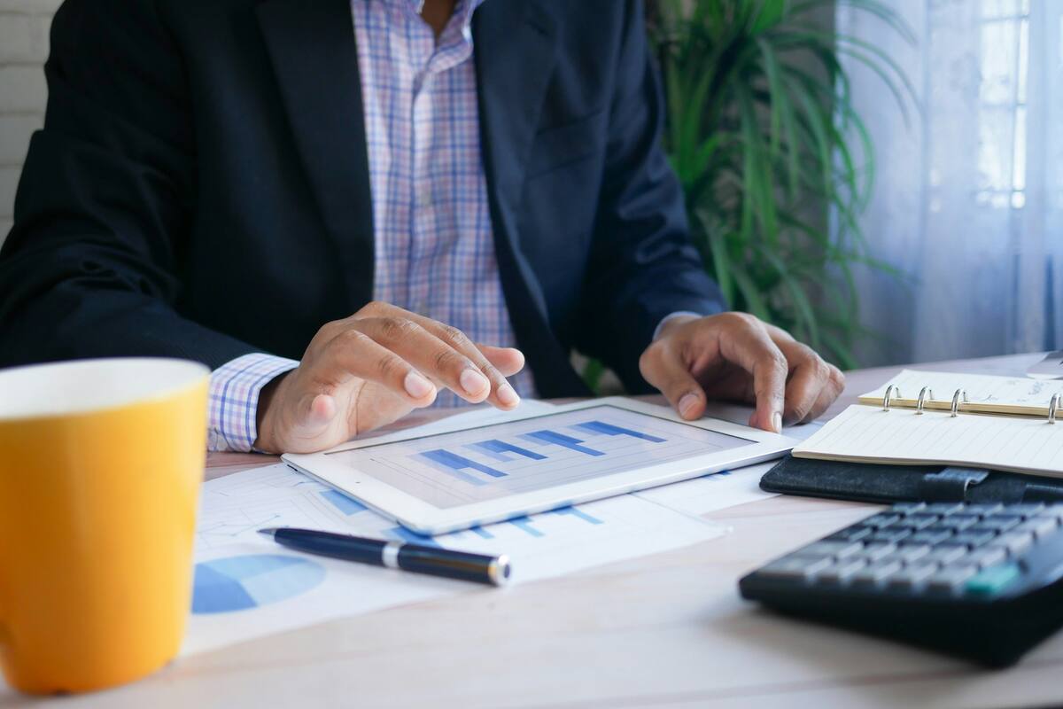 La importancia de un presupuesto personal: Cómo controlar tus finanzas y alcanzar tus metas