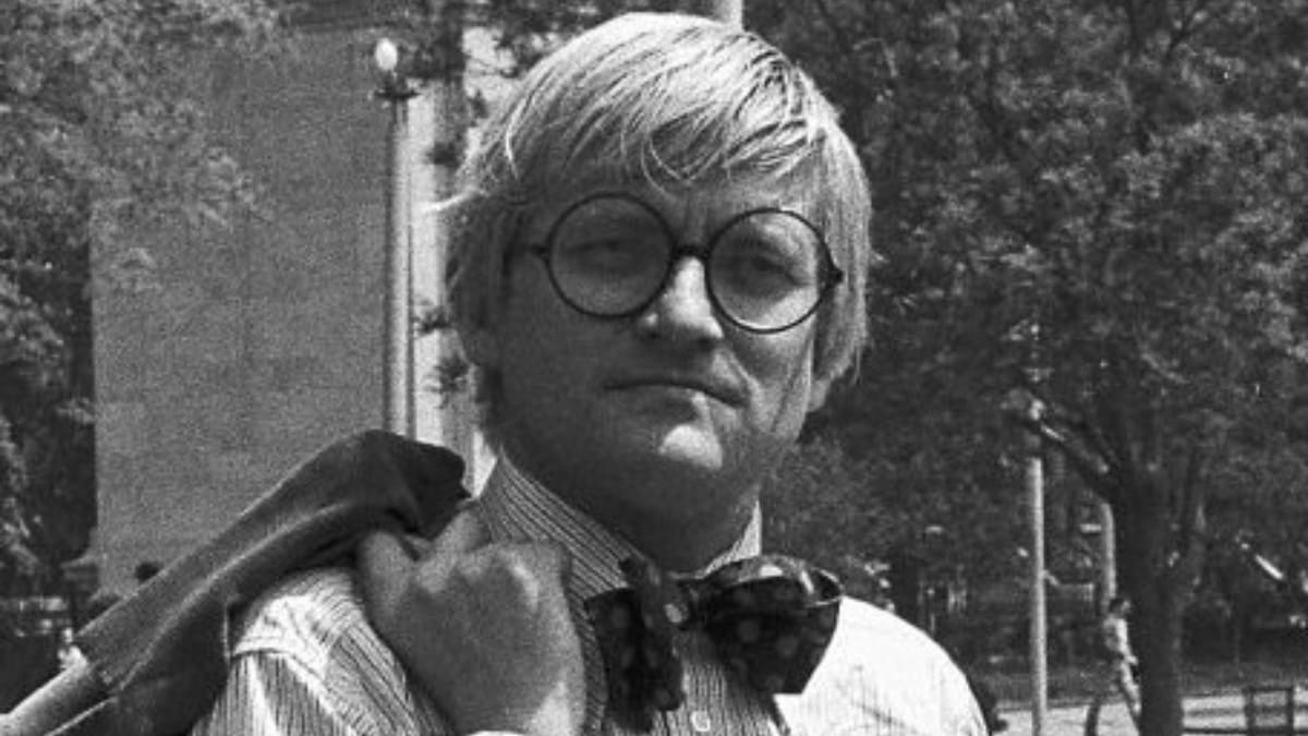¿Quién fue David Hockney? La vida y legado del artista que revolucionó el arte contemporáneo
