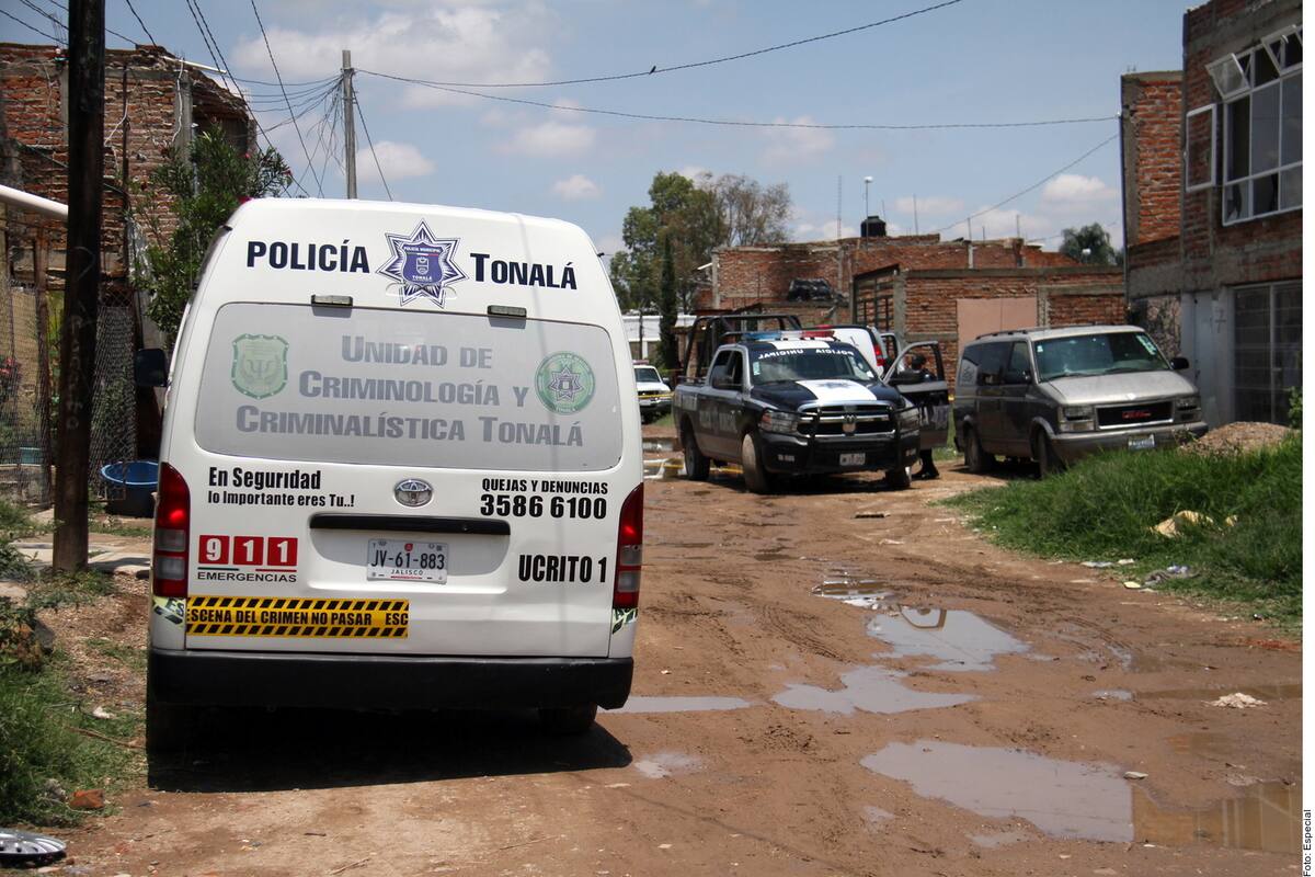 Hallan 5 cuerpos en finca de Jalisco