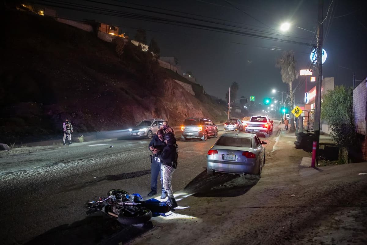 Un conductor en estado de ebriedad invadió el carril contrario y causó la muerte de un motociclista. Foto: Border Zoom