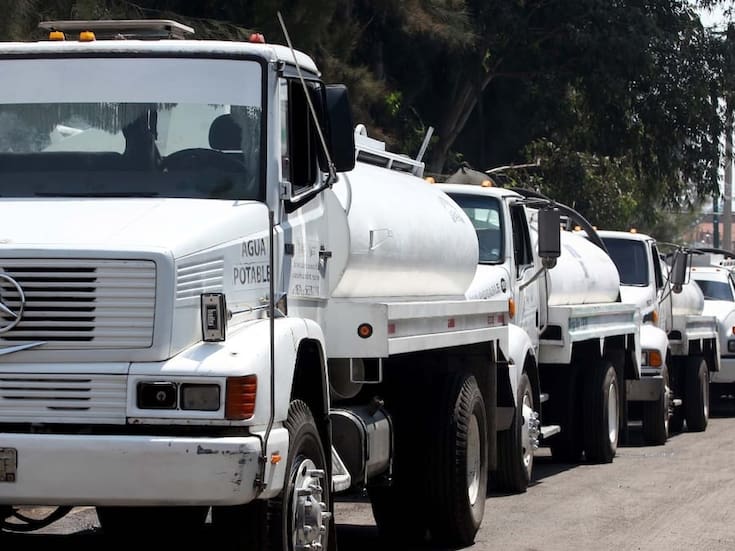 Piperos del Estado de México duplican precios tras el cierre de pozos irregulares; familias denuncian abusos en medio de la escasez de agua