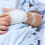 “Siempre nos dijeron que iba a mejorar”: El calvario de una niña a la que diagnosticaron una enfermedad equivocada mientras los médicos pasaban por alto su verdadera enfermedad