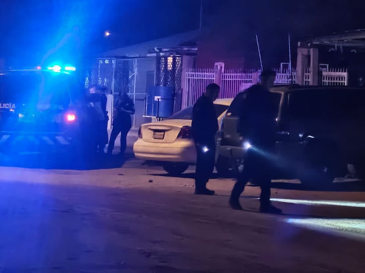 Discusión y disparos en reunión dejan una mujer herida