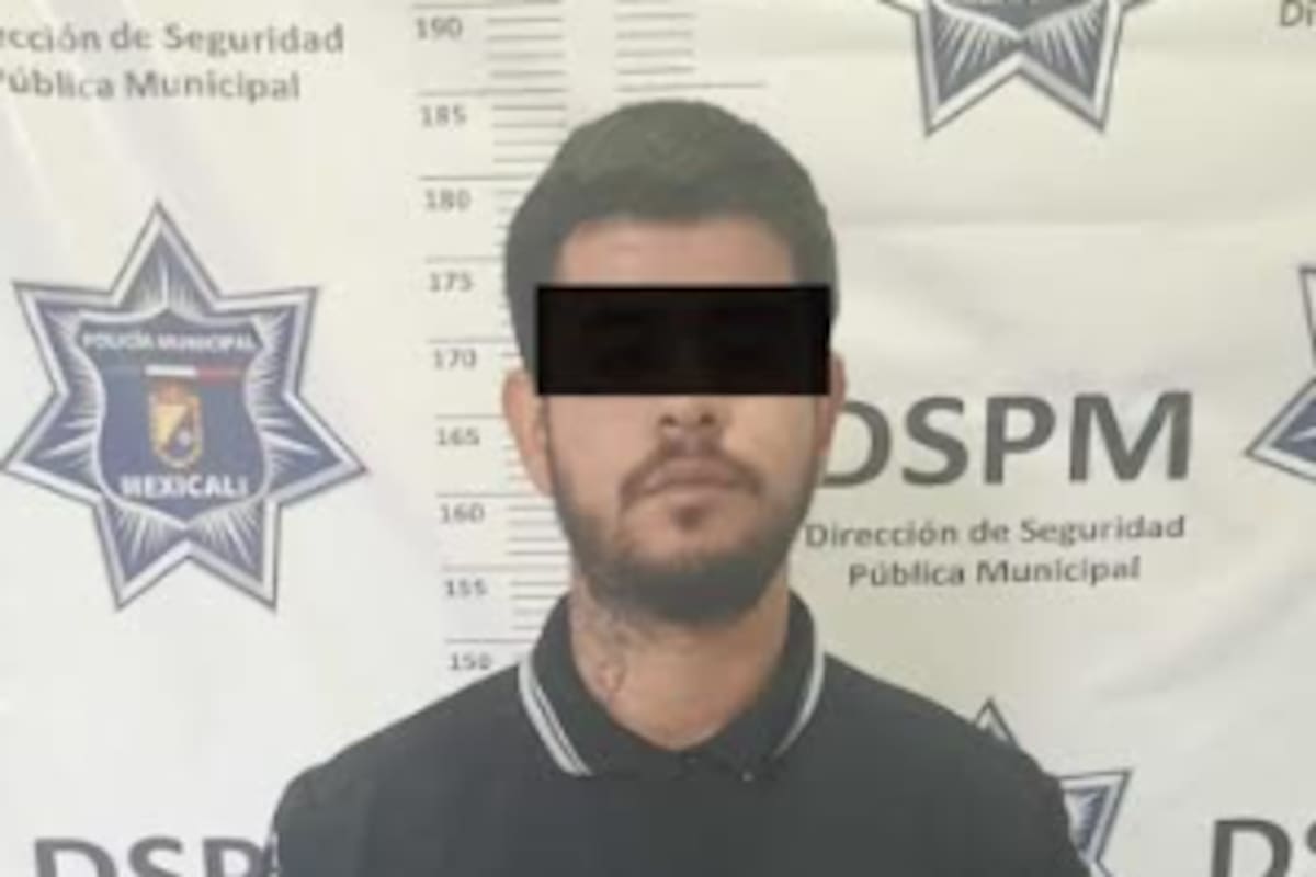 Detienen a joven con pistola tras manejar a exceso de velocidad