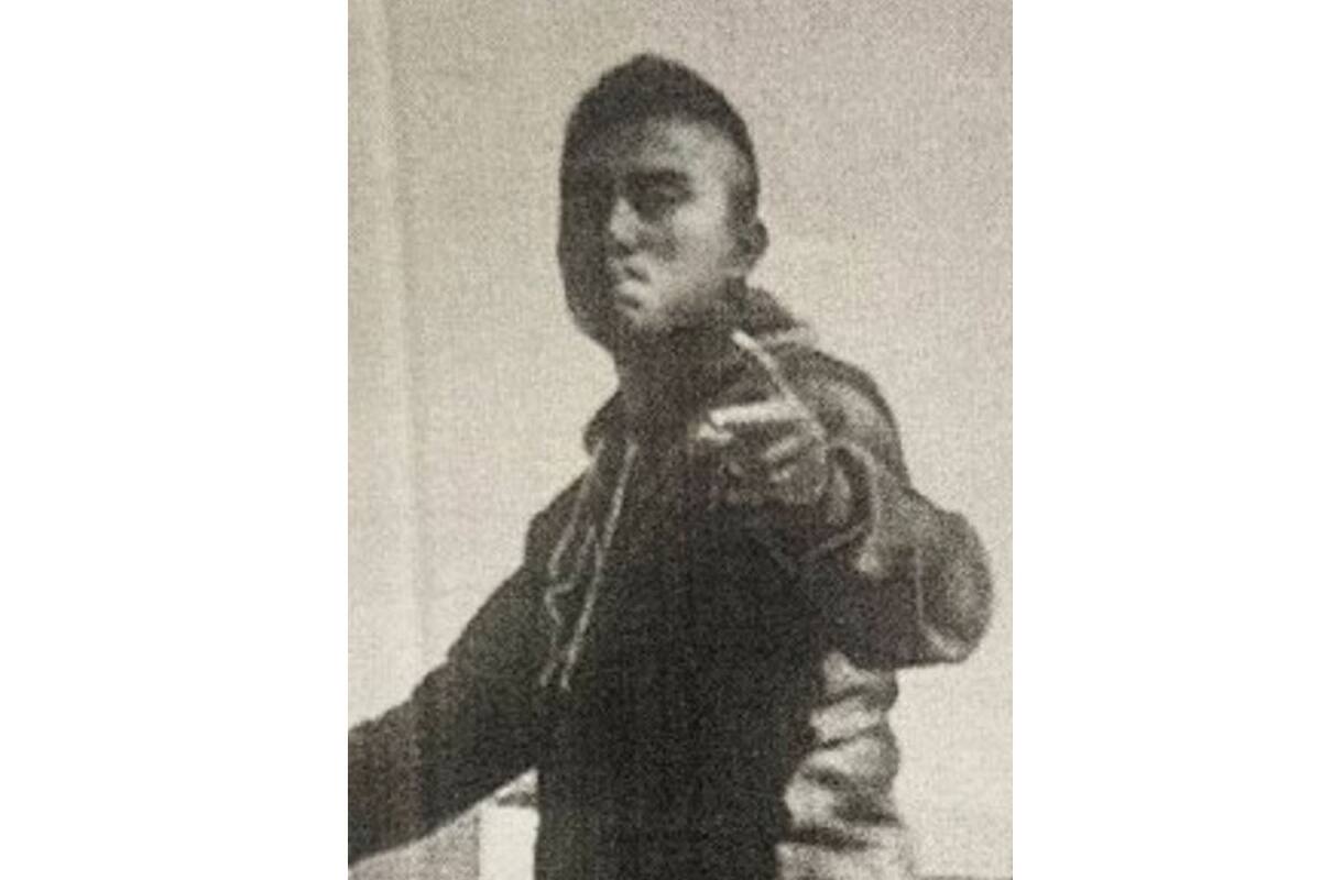 Pesquisa de Alejandro García Escobar de 21 años