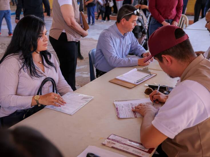 Invita Marina del Pilar a estudiantes de prepa a solicitar beca
