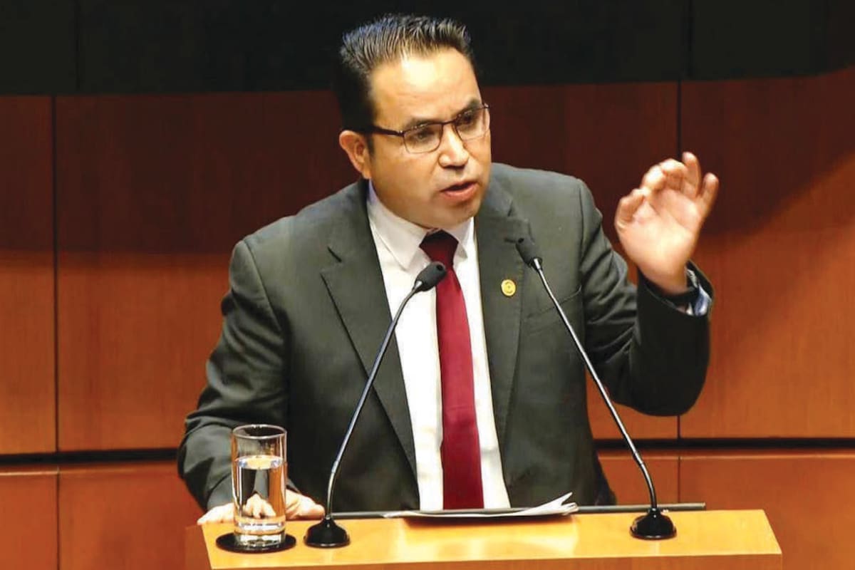 Vamos por una democracia más austera: Aguilar