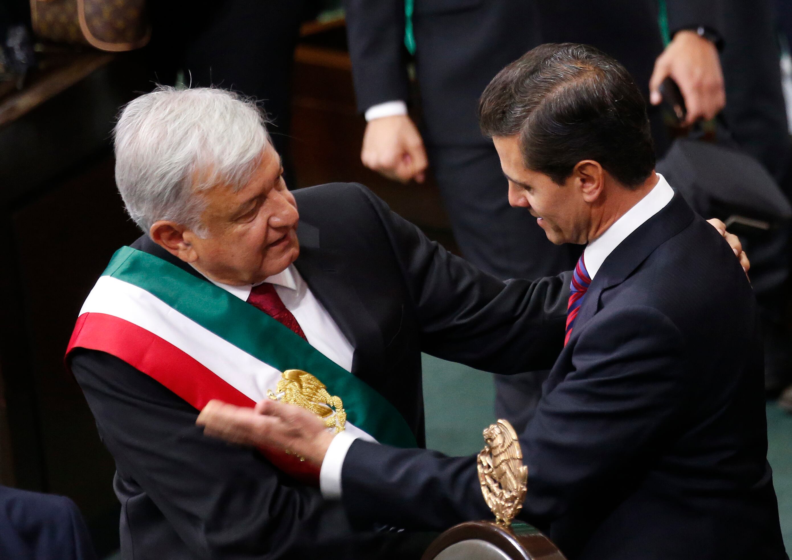 Fotografía del presidente Andrés Manuel López Oabrador y Enrique Peña Nieto.