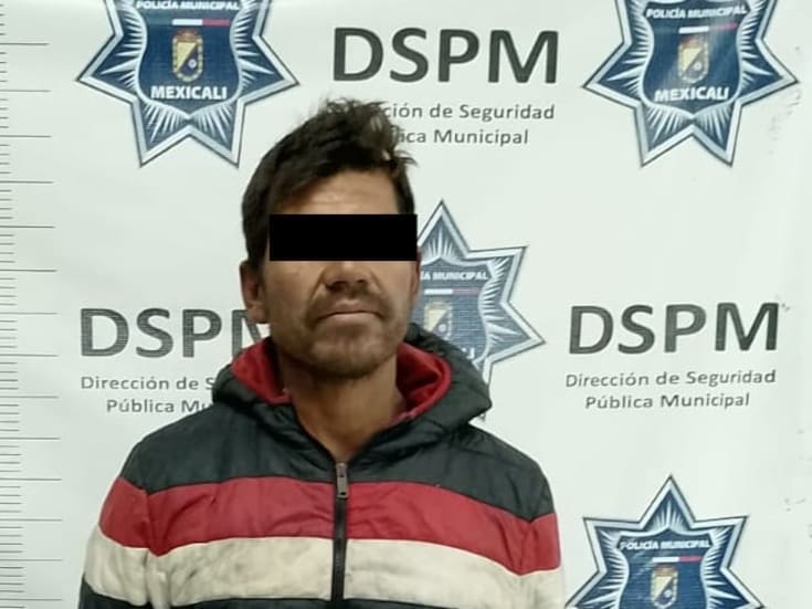 Se subió a un poste para robar el cableado; es detenido