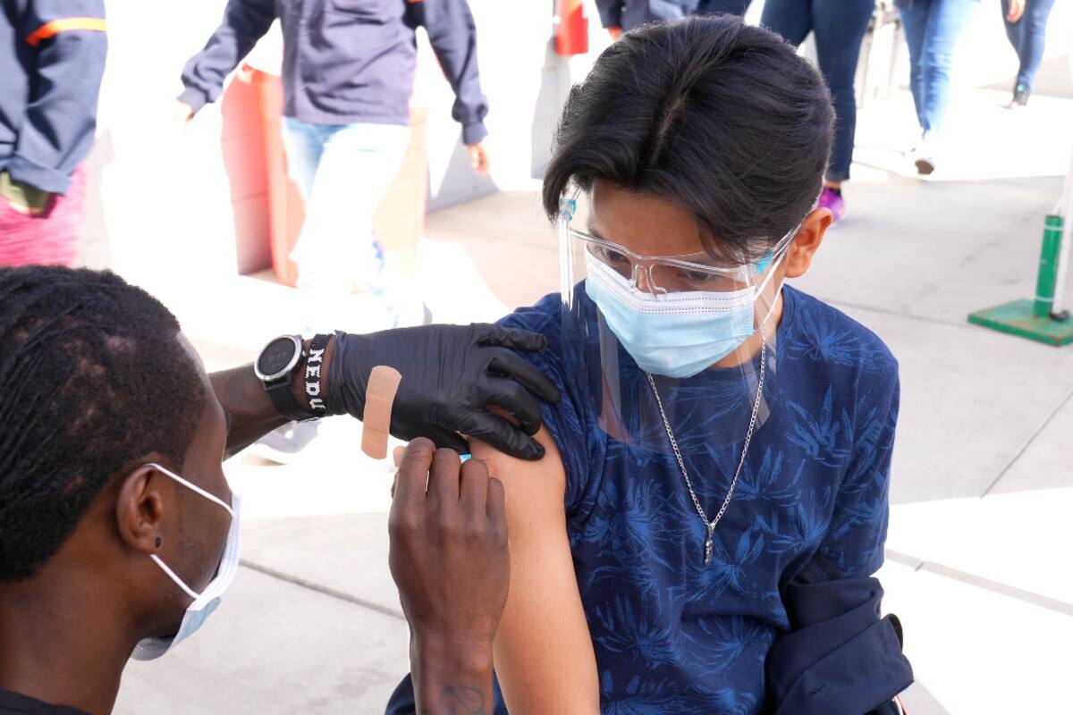 Piden a sandieguinos a vacunarse contra influenza debido a temporada navideña