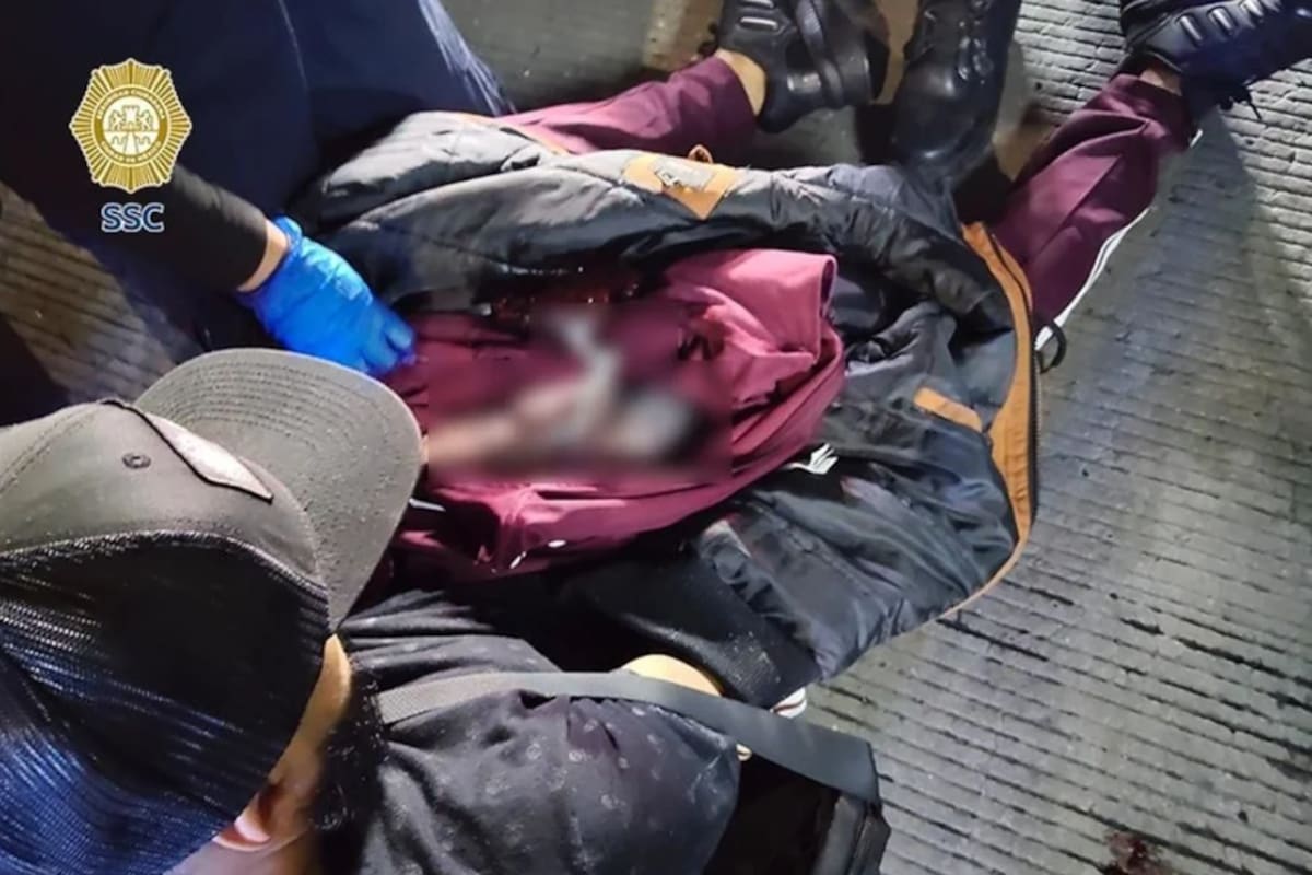 VIDEO: Mujer es captada dando a luz en calle de la CDMX y abandona a la recién nacida; ciclista la rescató