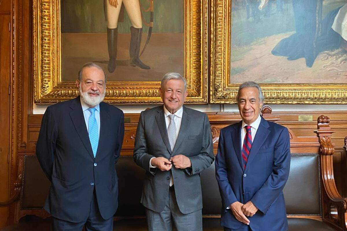 Carlos Slim se vuelve tendencia tras anuncio de AztraZeneca sobre haber encontrado la "fórmula ganadora" de la vacuna que producirá México