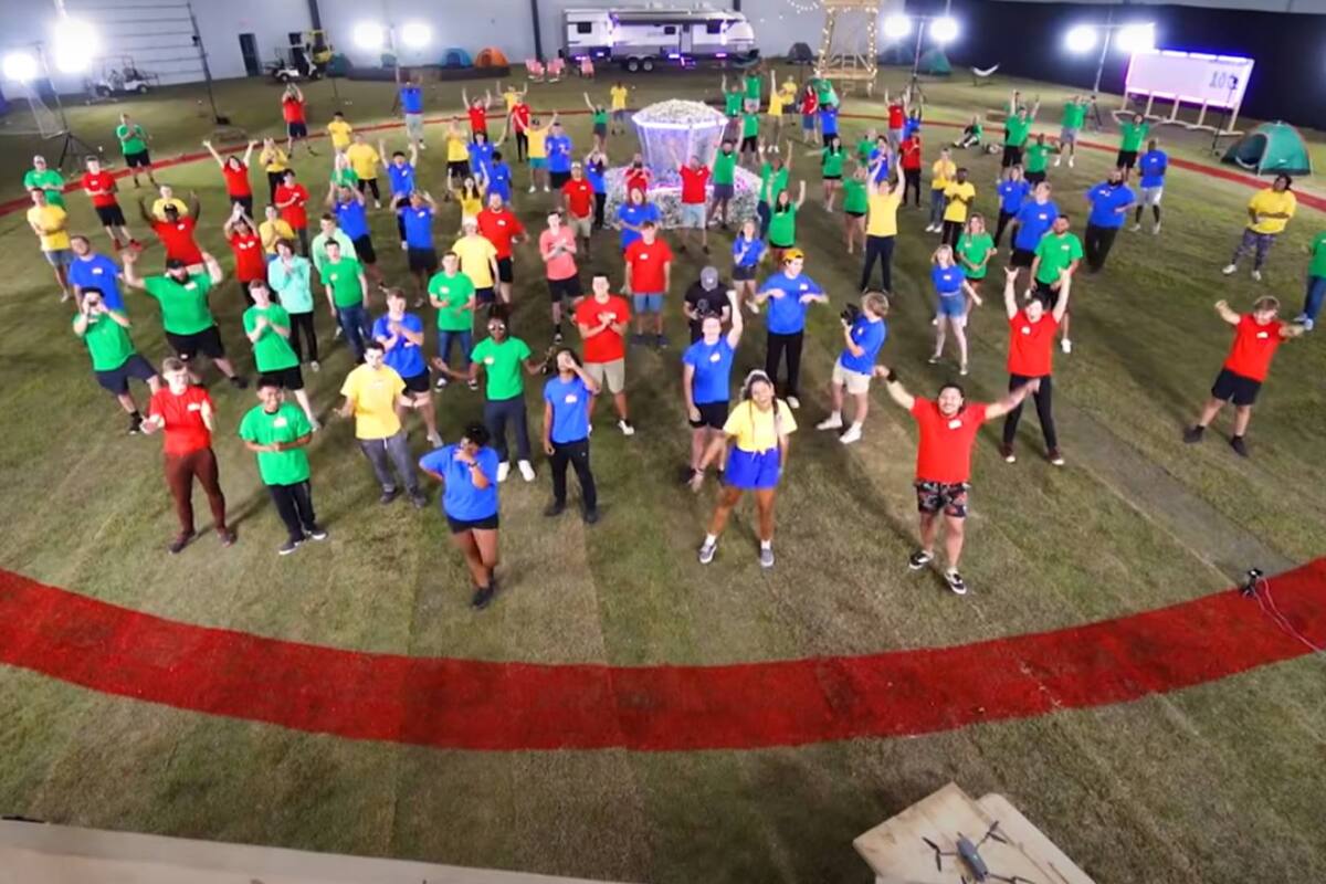 Video: El último en salir del círculo gana medio millón de dólares