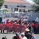 Ante cierre de la garita Dennis DeConcini por paro nacional de la CNTE, secretario de Educación dialoga con maestros de Nogales