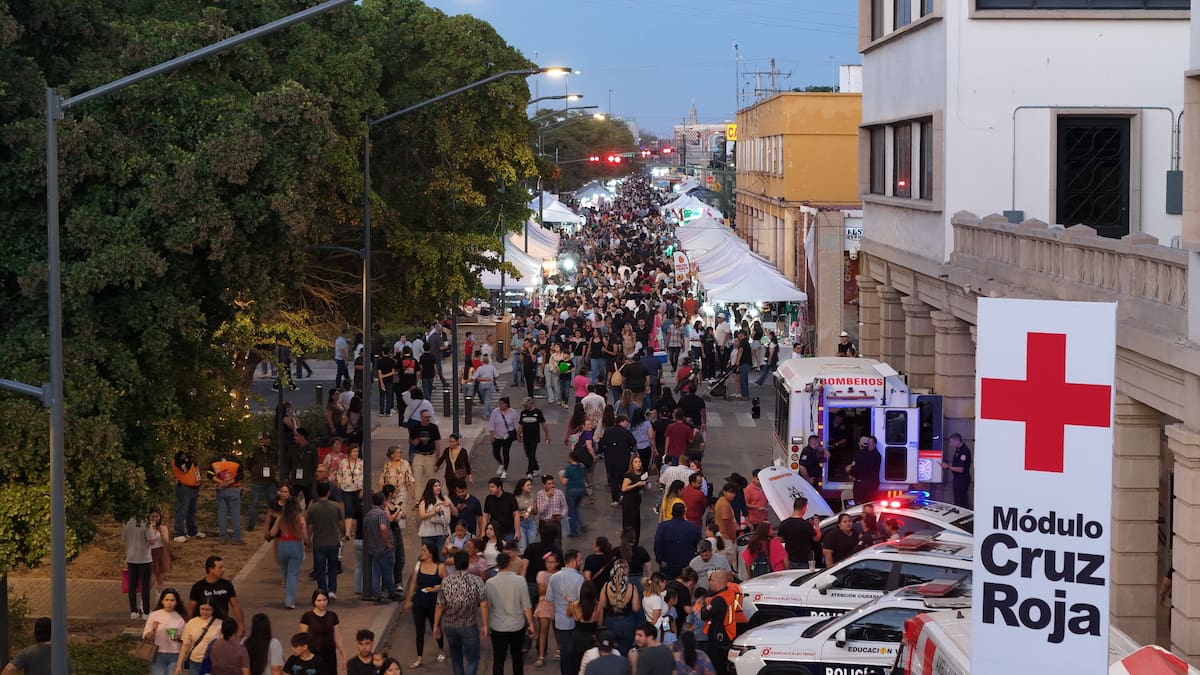 Restaurantes, bares y comercios del Centro de Hermosillo registraron aumento en ventas durante las Fiestas del Pitic 2026 gracias a la alta afluencia de visitantes.