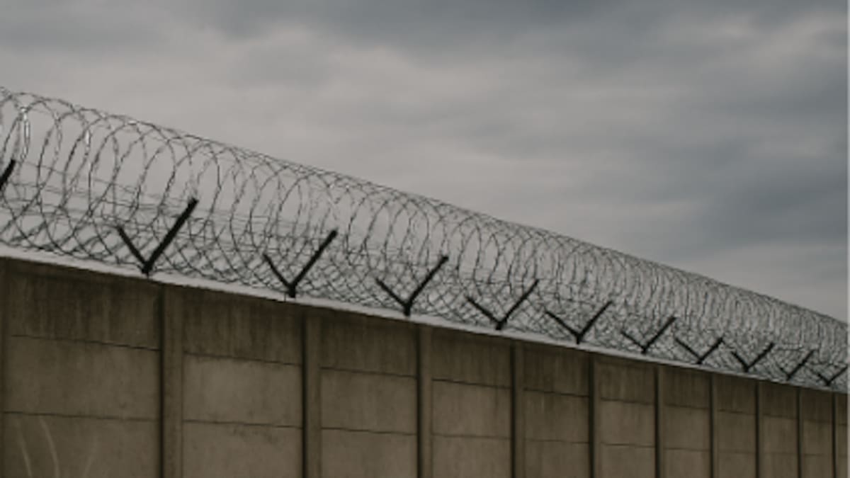 Localizan sin vida a interno en el penal de Aguaruto; Fiscalía investiga posible suicidio