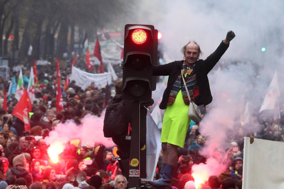 Francia: Huelga masiva deja 87 manifestantes detenidos
