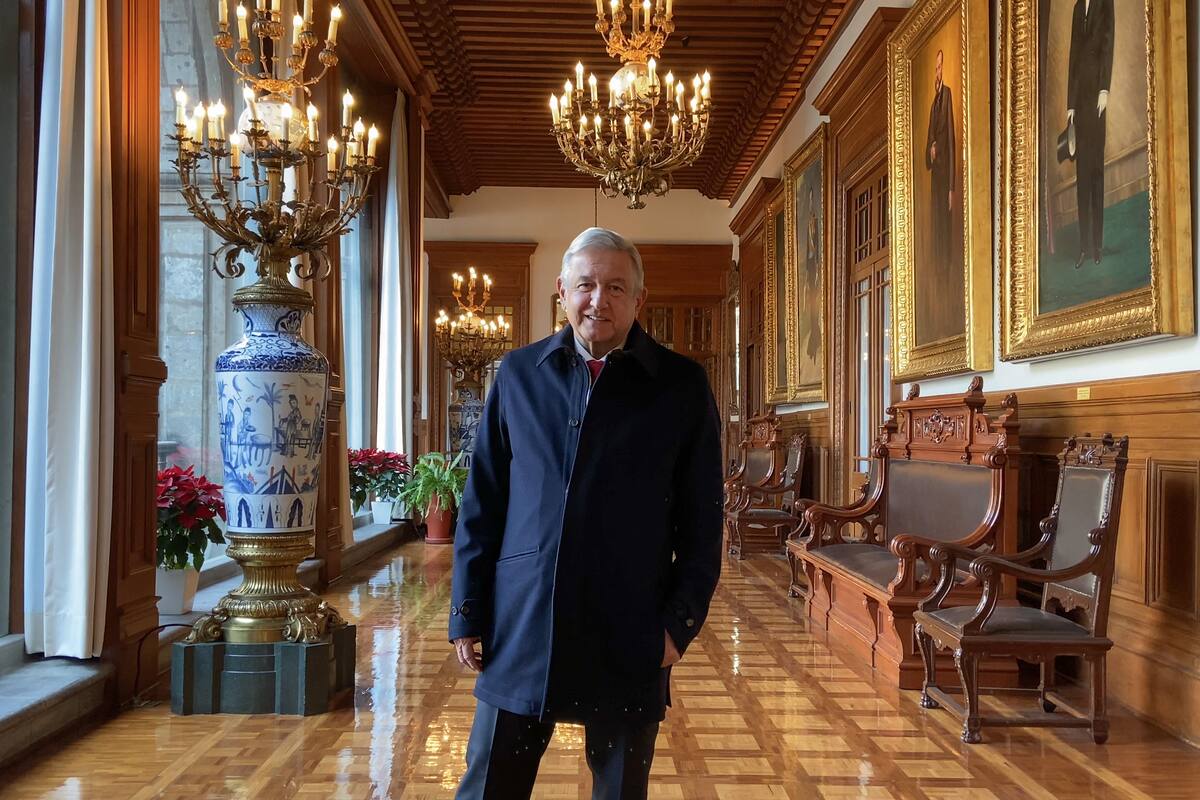 AMLO pide denunciar si un candidato utiliza dinero público o de la delincuencia