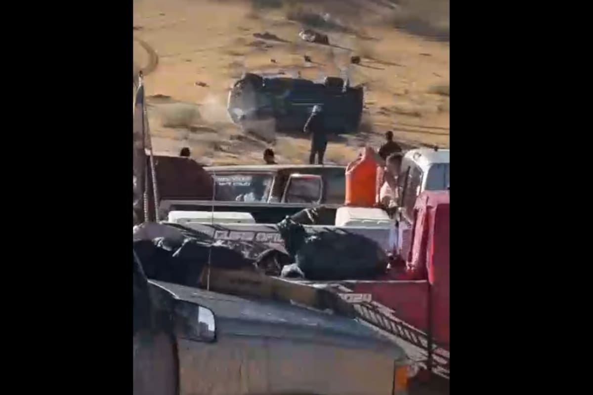 Volcadura deja tres lesionados durante la Travesía 2025 en el desierto de Altar de SLRC