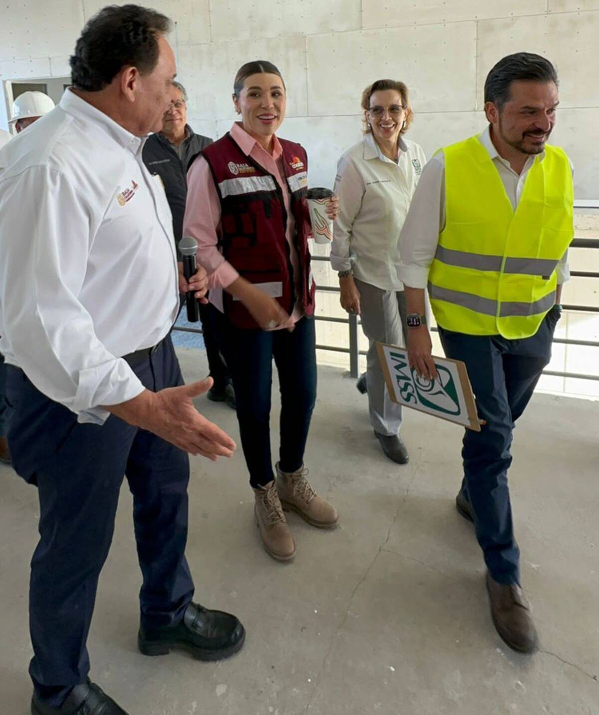 En el recorrido participaron autoridades estatales y federales.