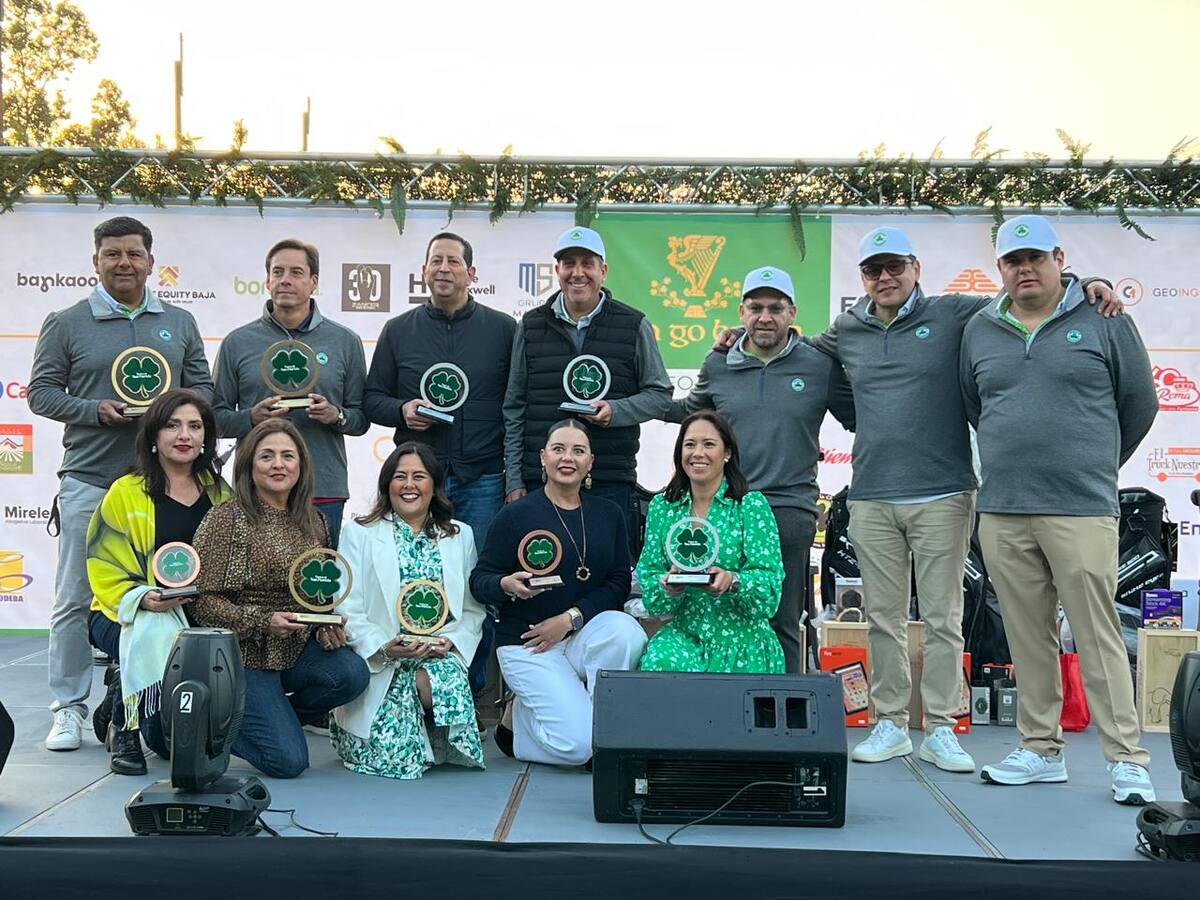 A la par del torneo de golf se realizó un torneo de tenis con 32 jugadores, esto en el marco de la celebración del Día de San Patricio.