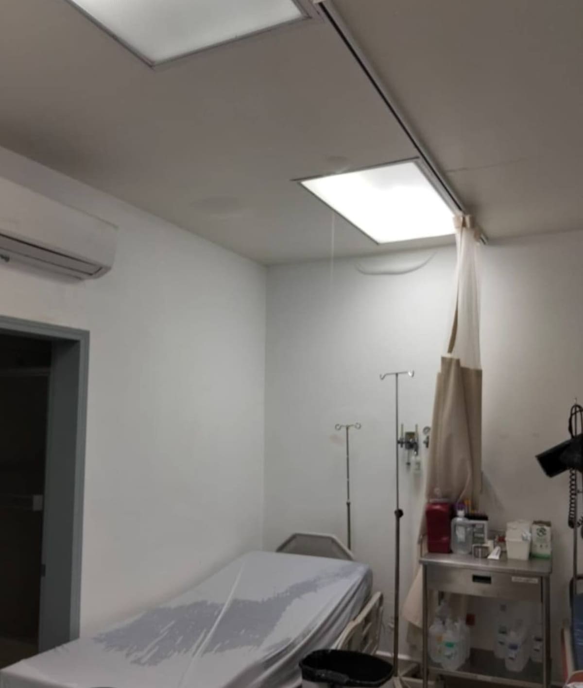 Goteras y daños estructurales en el Caaps ponen en riesgo a personal y pacientes. Foto: Cortesía