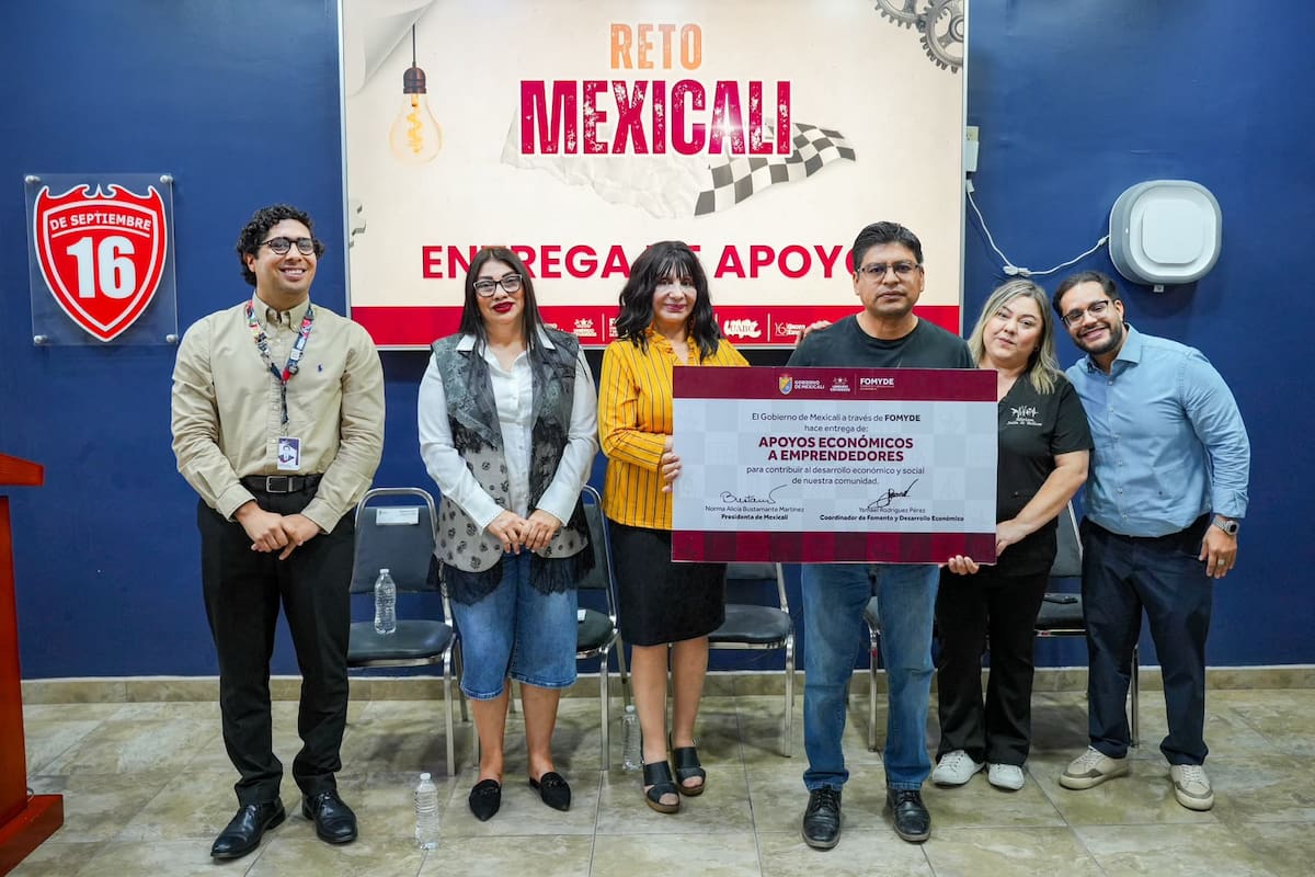 Reparten apoyos de hasta 70 mil pesos para fortalecer comercios locales en Mexicali