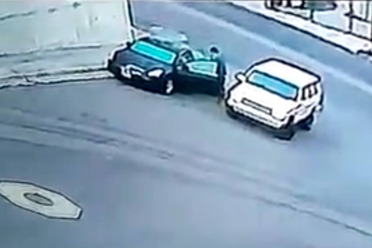 Video: Lo asaltan y huyen con su vehículo en Colinas de Agua Caliente