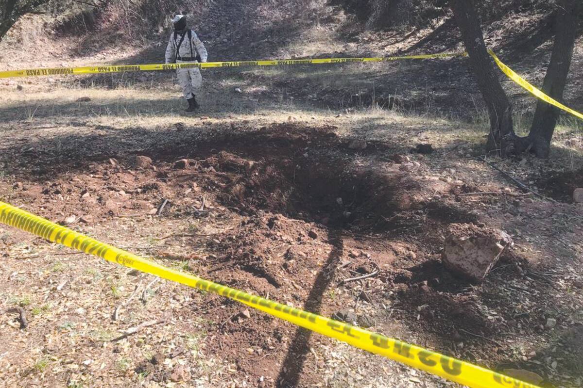 Rastreadoras localizan 5 cuerpos en fosas clandestinas en Sinaloa