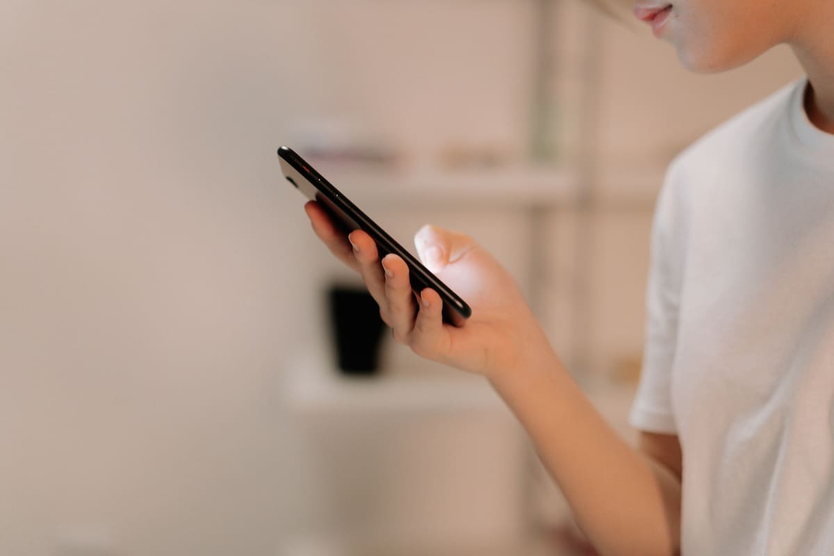 Investigaciones sobre personalidad e identidad sugieren que algunas personas tienen menor necesidad de validación social en plataformas digitales. Foto: Pexels