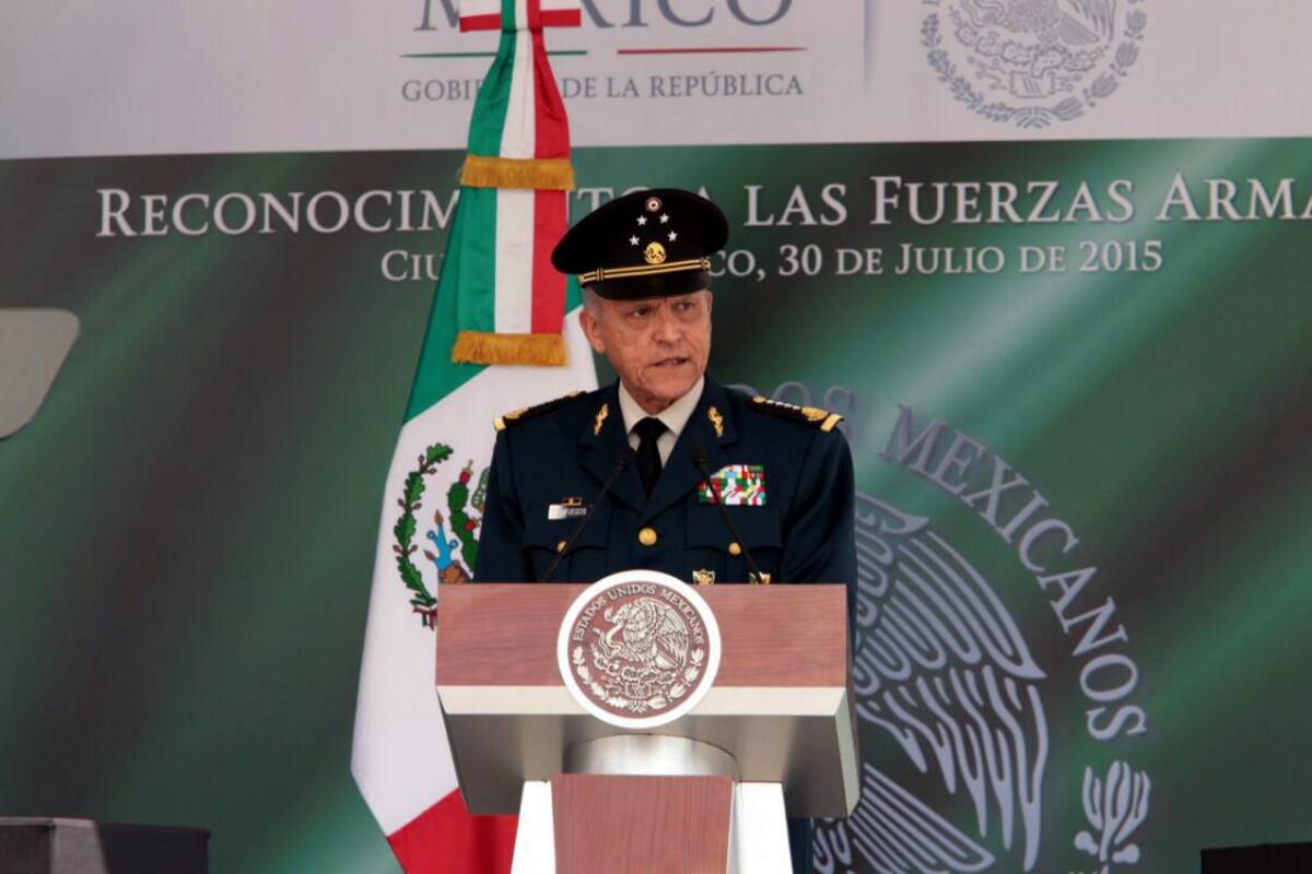 Detienen en EU a ex secretario de la Defensa de Peña Nieto