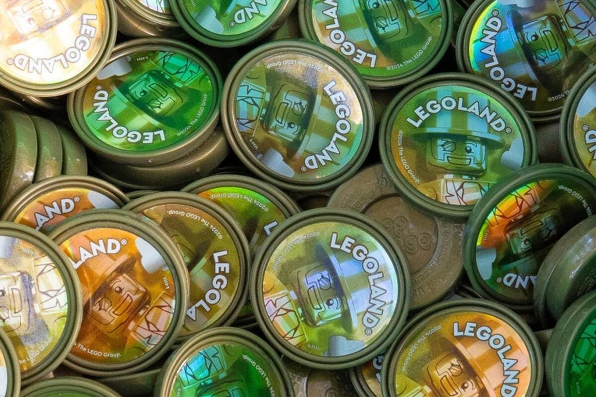 Inician celebraciones del día de San Patricio en Legoland