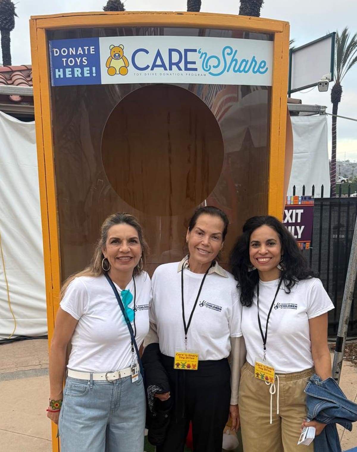 La colecta anual reunió juguetes para brindar apoyo emocional a menores con problemas de salud y pacientes que deben someterse a cirugías en Tijuana. Foto: Cortesía.