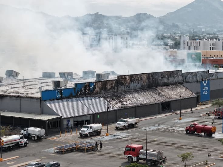 Fiscalía investigará causas del incendio en Sam’s Club una vez que el inmueble sea liberado