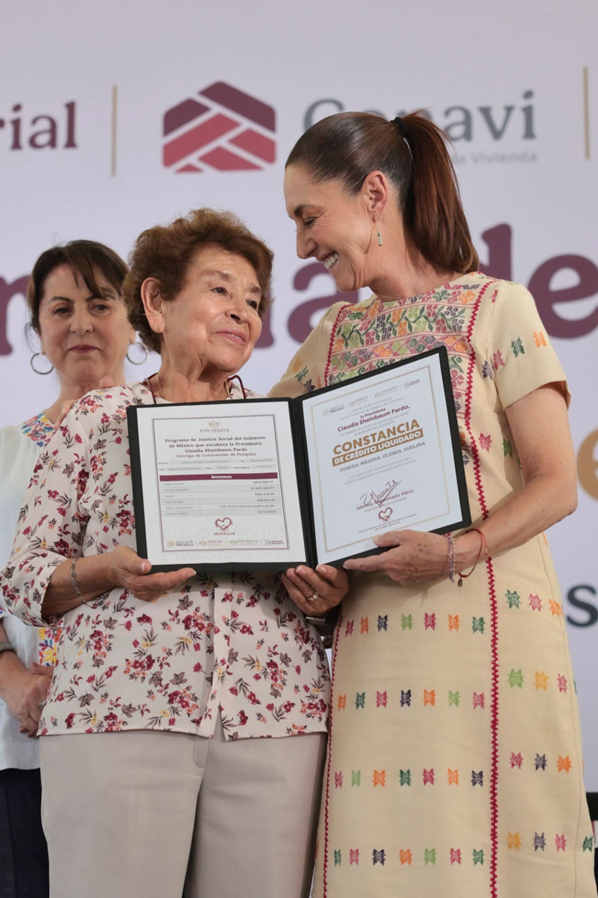Emiliano Zapata, Morelos, México, 11 de abril de 2026. La doctora Claudia Sheinbaum Pardo, presidenta Constitucional de los Estados Unidos Mexicanos en Vivienda para el Bienestar. Emiliano Zapata, Morelos. | Foto: Gabriel Monroy / Presidencia