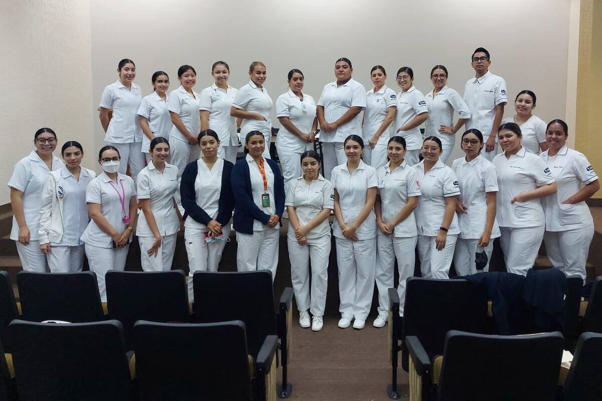 Dan la bienvenida a 25 pasantes de enfermería